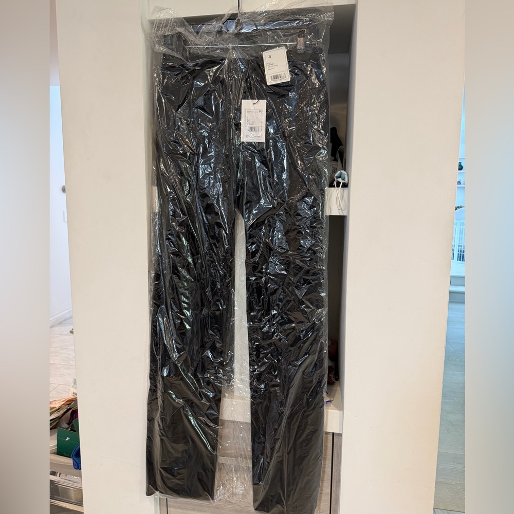 Theory Demitria Plush Velvet Pants - Black